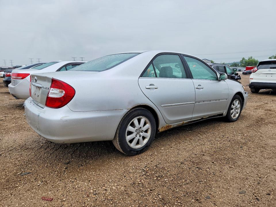 65170086 :رقم المزاد ، 4T1BE30K13U253396 vin ، 2003 Toyota Camry مزاد بيع