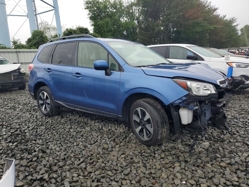 Продажа на аукционе авто 2017 Subaru Forester, vin: JF2SJAGC7HH554033, номер лота: 63689146