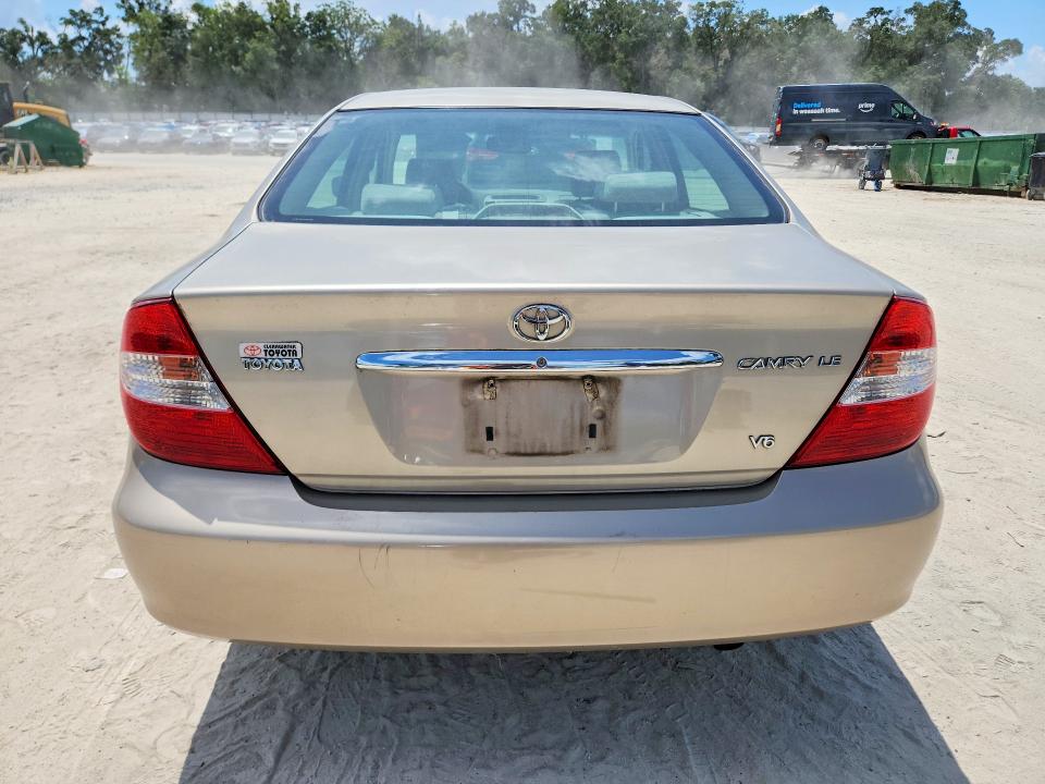 65145366 :رقم المزاد ، 4T1BF30K54U584982 vin ، 2004 Toyota Camry مزاد بيع