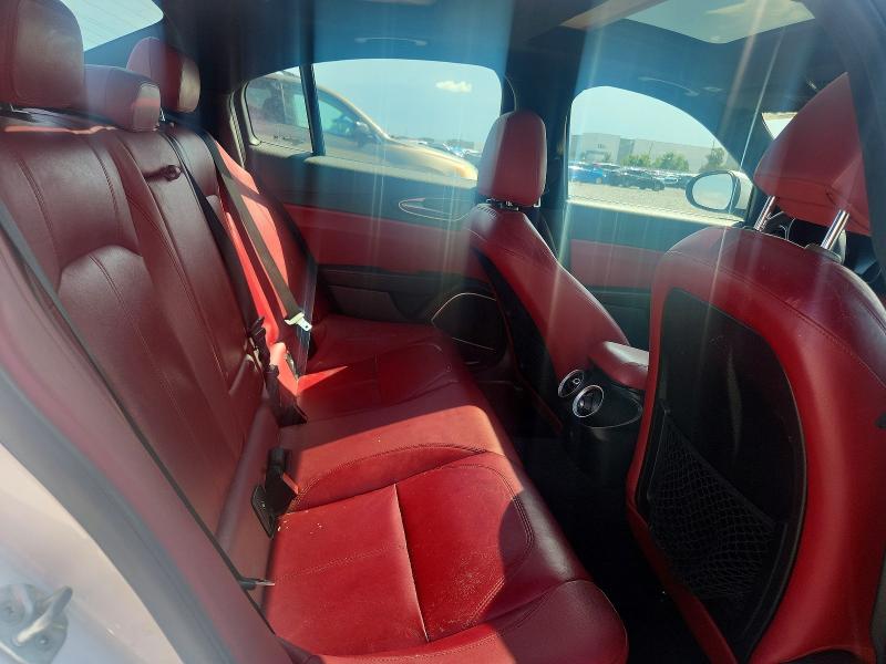 Продаж на аукціоні авто 2018 Alfa Romeo Giulia, vin: ZARFAEBN2J7590021, номер лоту: 65606586
