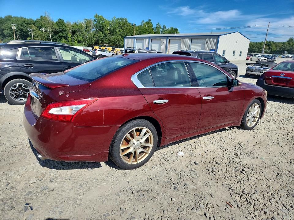 67000936 :رقم المزاد ، 1N4AA5AP0AC813080 vin ، 2010 Nissan Maxima مزاد بيع