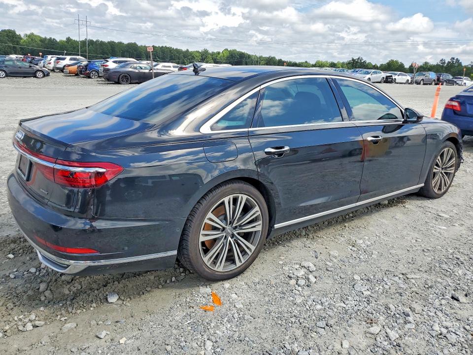 Продаж на аукціоні авто 2019 Audi A8, vin: WAU8EAF84KN023856, номер лоту: 64119866