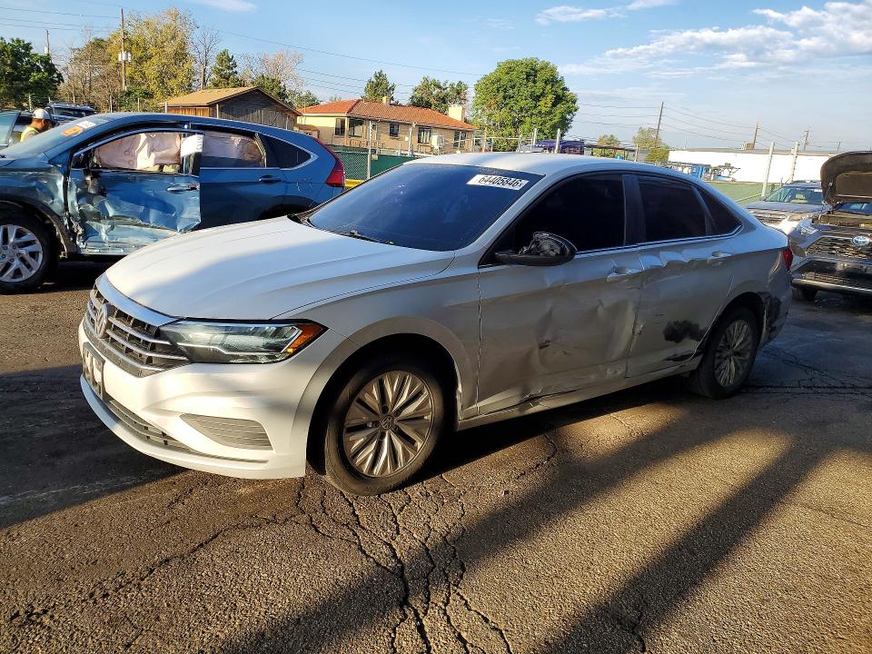 Auction sale of the 2019 Volkswagen Jetta, vin: 3VWC57BU4KM139570, lot number: 64405846