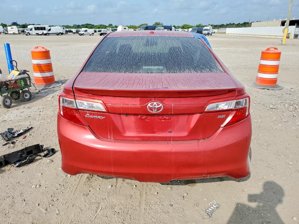 63800546 :رقم المزاد ، 4T1BF1FK2CU620301 vin ، 2012 Toyota Camry مزاد بيع