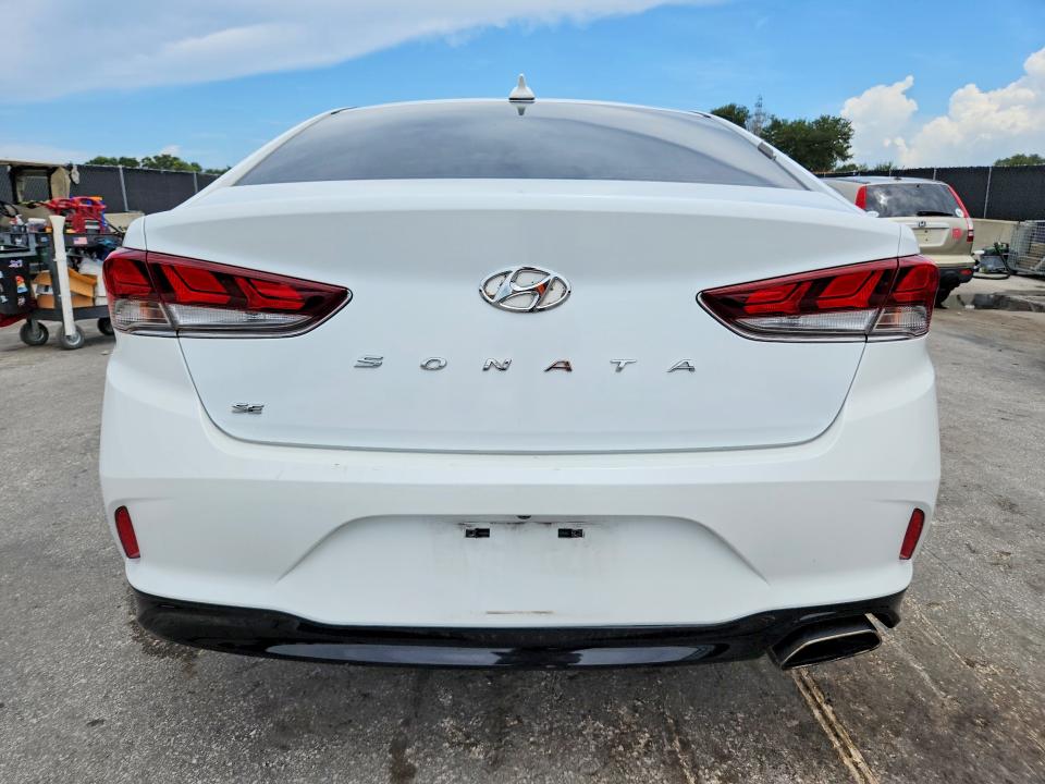 63742376 :رقم المزاد ، 5NPE24AF5JH678659 vin ، 2018 Hyundai Sonata مزاد بيع