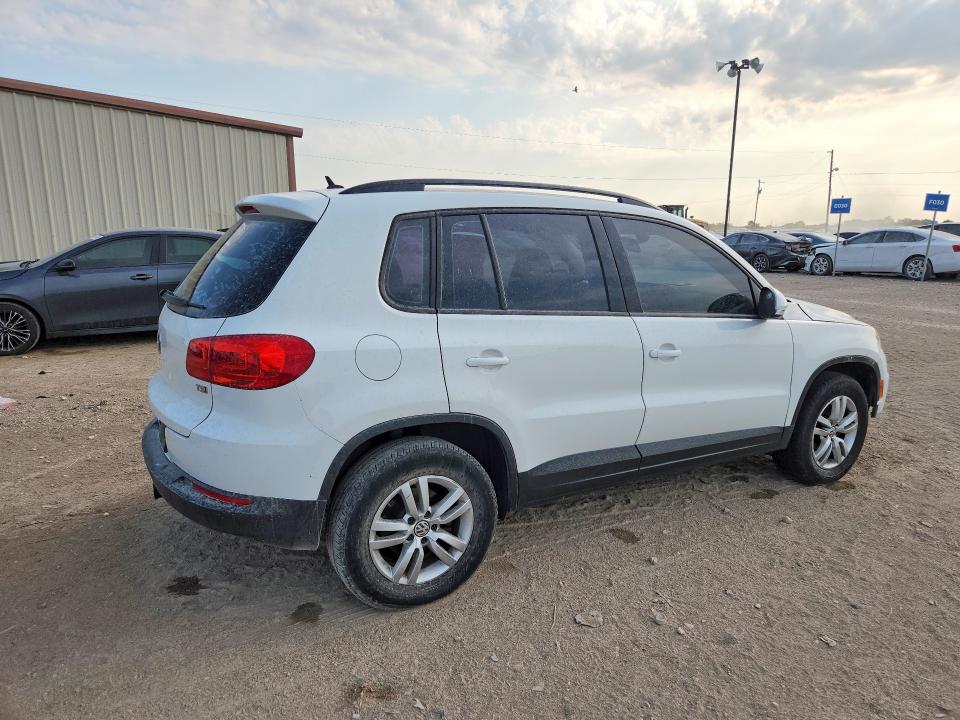 2016 Volkswagen Tiguan მანქანა იყიდება აუქციონზე, vin: WVGAV7AXXGW601199, აუქციონის ნომერი: 66809216