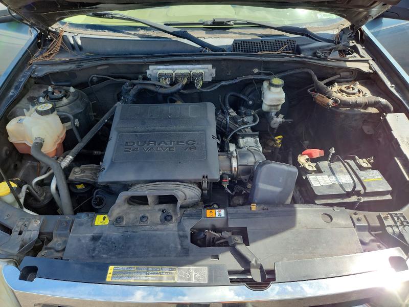 64690446 :رقم المزاد ، 1FMCU0DGXBKB82544 vin ، 2011 Ford Escape مزاد بيع