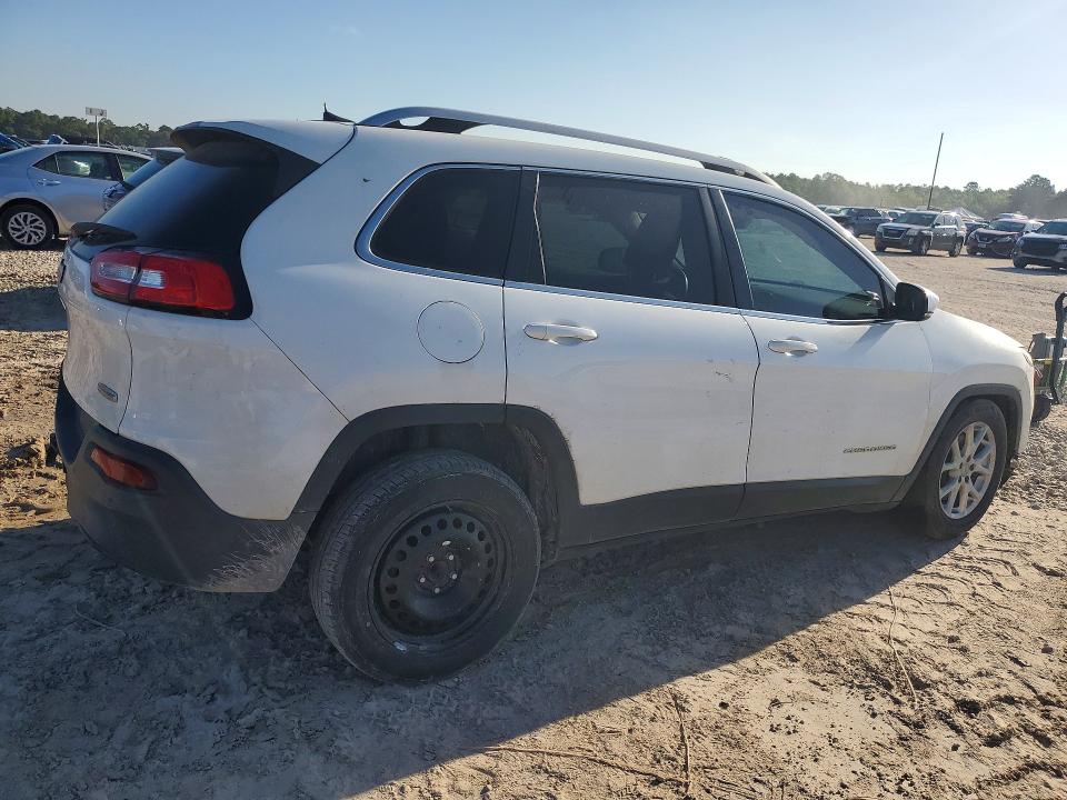 64897526 :رقم المزاد ، 1C4PJLCB0HW604151 vin ، 2017 Jeep Cherokee مزاد بيع