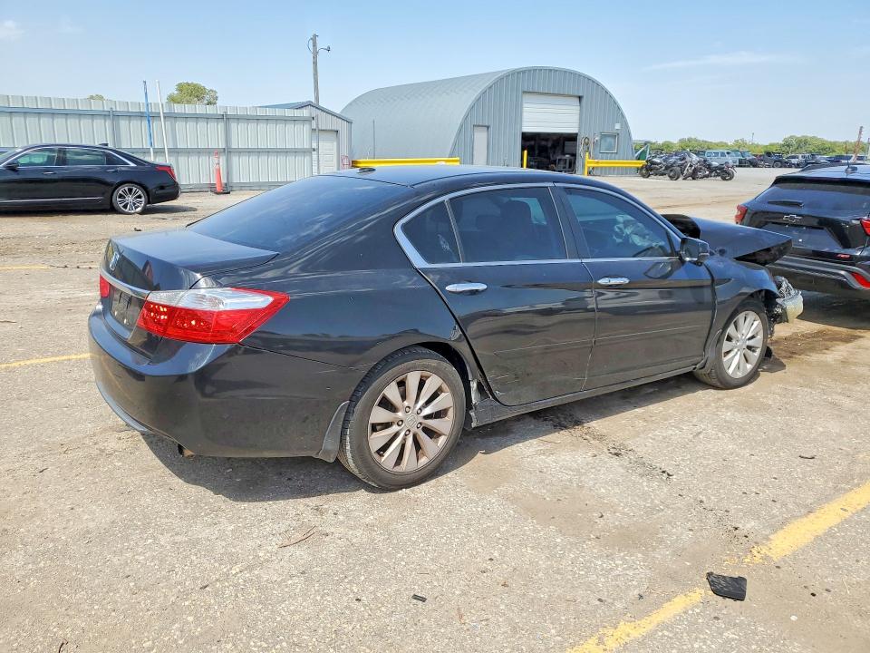 63984056 :رقم المزاد ، 1HGCR2F88EA040048 vin ، 2014 Honda Accord مزاد بيع