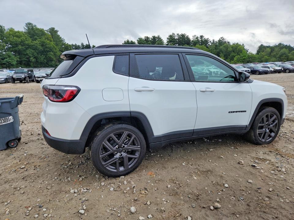 65449386 :رقم المزاد ، 3C4NJDCN6TT208635 vin ، 2026 Jeep Compass مزاد بيع