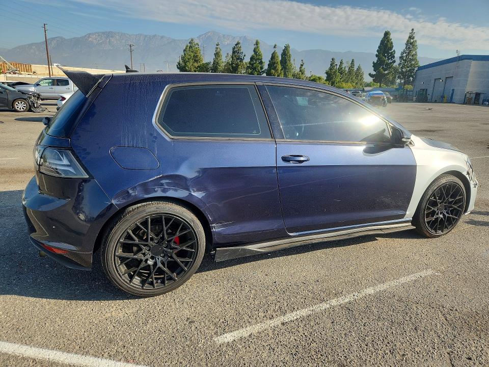 Продажа на аукционе авто 2016 Volkswagen Gti, vin: 3VWYT7AU7GM025597, номер лота: 63919156
