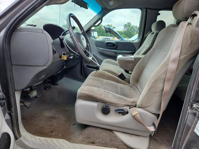 64727506 :رقم المزاد ، 2FTRX17202CA15562 vin ، 2002 Ford F150 مزاد بيع