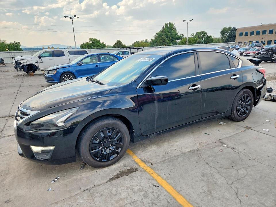 2015 Nissan Altima მანქანა იყიდება აუქციონზე, vin: 1N4AL3AP9FC427327, აუქციონის ნომერი: 63671496