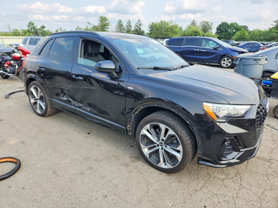 2021 Audi Q3 მანქანა იყიდება აუქციონზე, vin: WA1DECF3XM1031739, აუქციონის ნომერი: 63717926