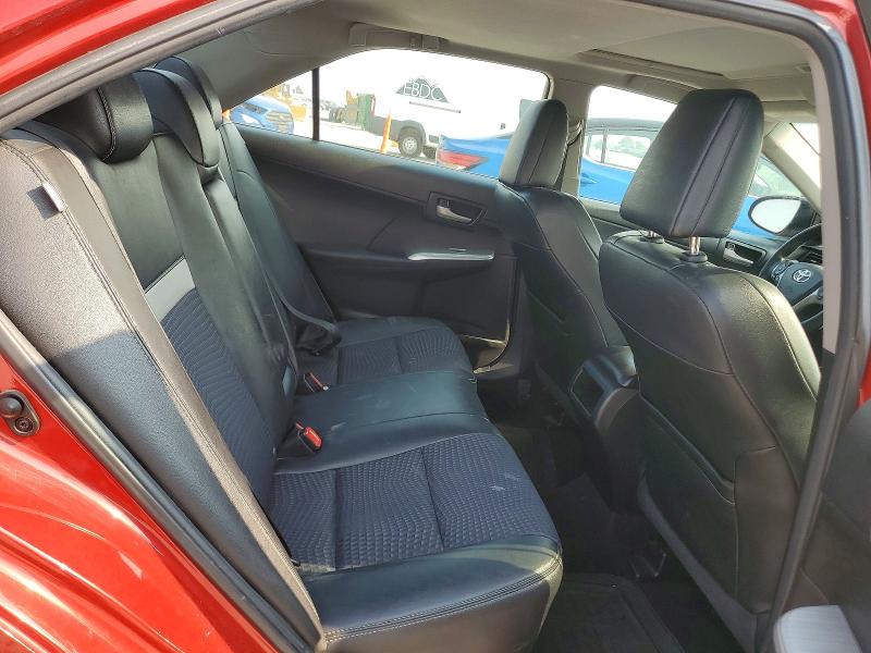 64292126 :رقم المزاد ، 4T1BF1FK6CU621001 vin ، 2012 Toyota Camry مزاد بيع