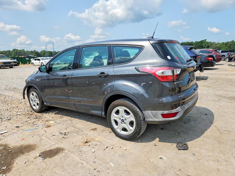 2017 Ford Escape მანქანა იყიდება აუქციონზე, vin: 1FMCU0F73HUA57721, აუქციონის ნომერი: 63351786