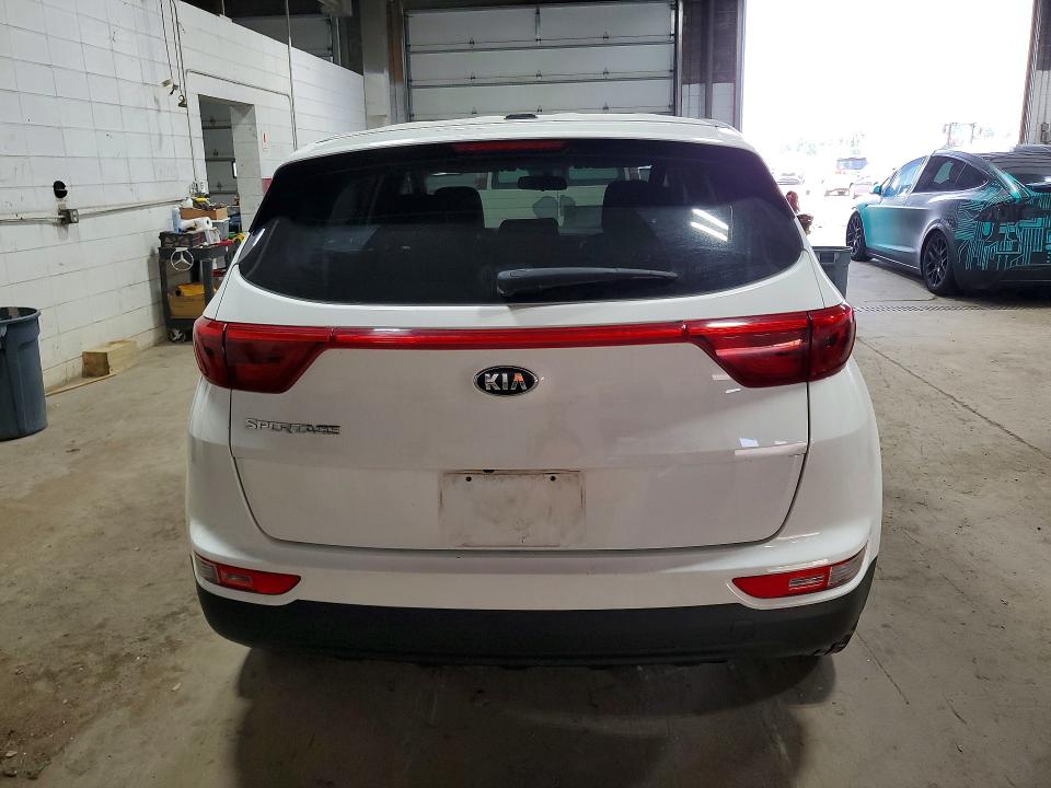 2017 Kia Sportage მანქანა იყიდება აუქციონზე, vin: KNDPMCACXH7254301, აუქციონის ნომერი: 64255286