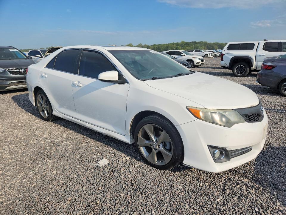 66911866 :رقم المزاد ، 4T1BK1FK1DU536743 vin ، 2013 Toyota Camry مزاد بيع