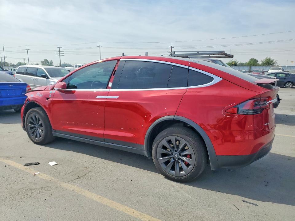 Продаж на аукціоні авто 2018 Tesla Model X, vin: 5YJXCBE44JF095534, номер лоту: 63785436