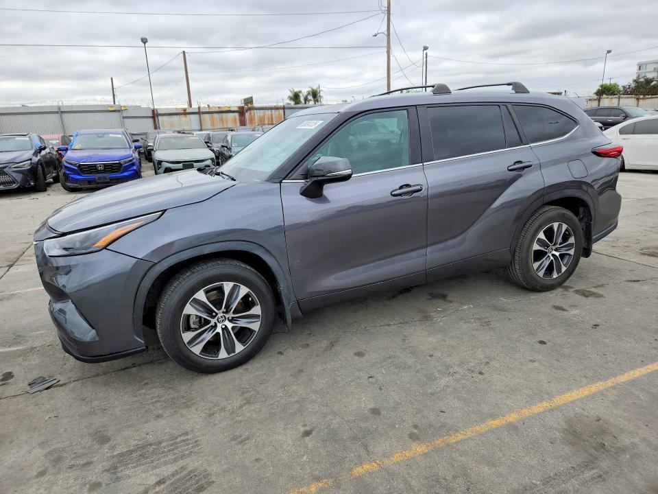 Aukcja sprzedaży 2023 Toyota Highlander, vin: 5TDKDRAH4PS526807, numer aukcji: 65034126