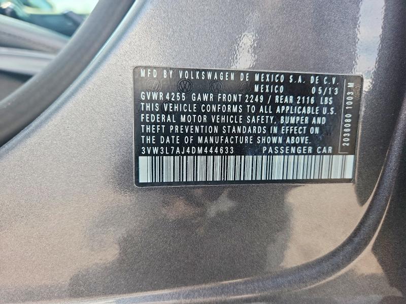 2013 Volkswagen Jetta მანქანა იყიდება აუქციონზე, vin: 3VW3L7AJ4DM444633, აუქციონის ნომერი: 64776446