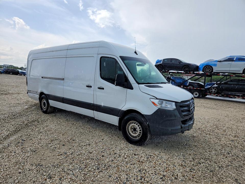 61246486 :رقم المزاد ، W1Y4KDHY1PT140348 vin ، 2023 Mercedes-benz Sprinter مزاد بيع