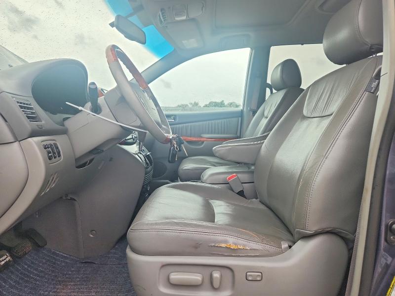 2008 Toyota Sienna მანქანა იყიდება აუქციონზე, vin: 5TDBK22C58S010327, აუქციონის ნომერი: 65060346