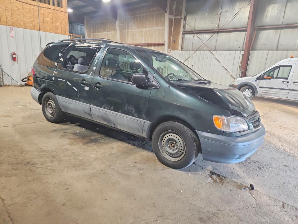 Продажа на аукционе авто 2002 Toyota Sienna, vin: 4T3ZF13C42U457801, номер лота: 66816886