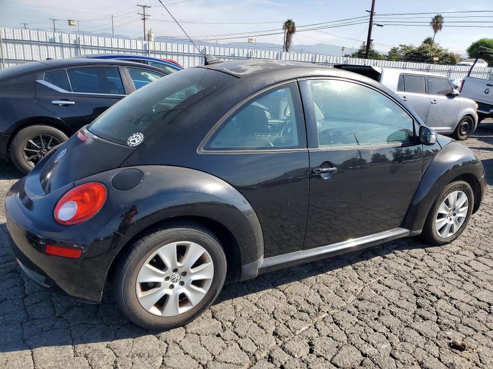 2009 Volkswagen New Beetle მანქანა იყიდება აუქციონზე, vin: 3VWRG31C49M513420, აუქციონის ნომერი: 64101026