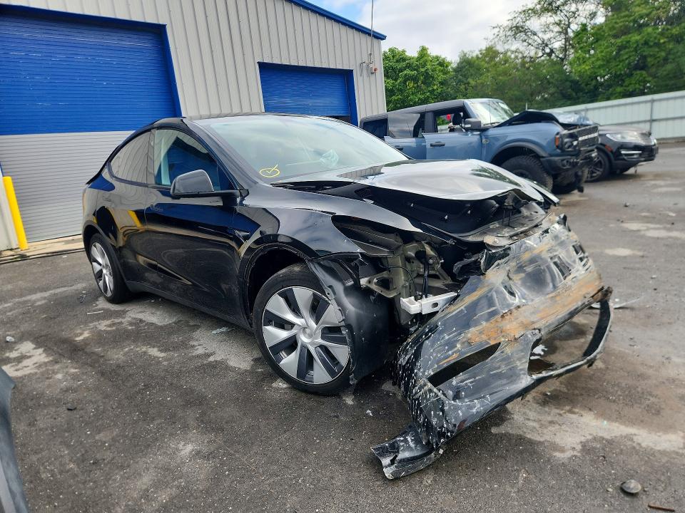 64727366 :رقم المزاد ، 7SAYGDEE6PA144321 vin ، 2023 Tesla Model Y مزاد بيع