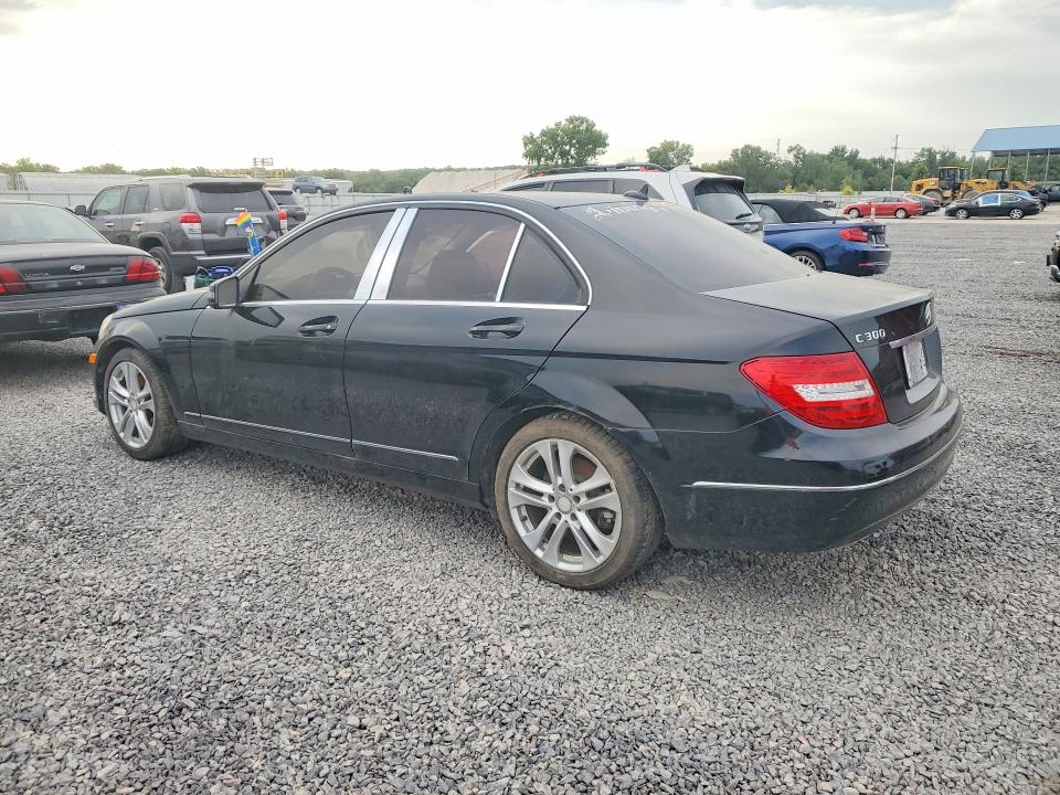 64597456 :رقم المزاد ، WDDGF8ABXDR242054 vin ، 2013 Mercedes-benz C مزاد بيع