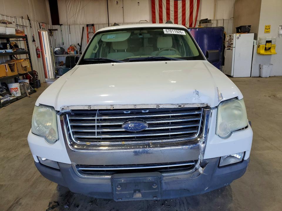 67011926 :رقم المزاد ، 1FMEU73E36UB30345 vin ، 2006 Ford Explorer مزاد بيع