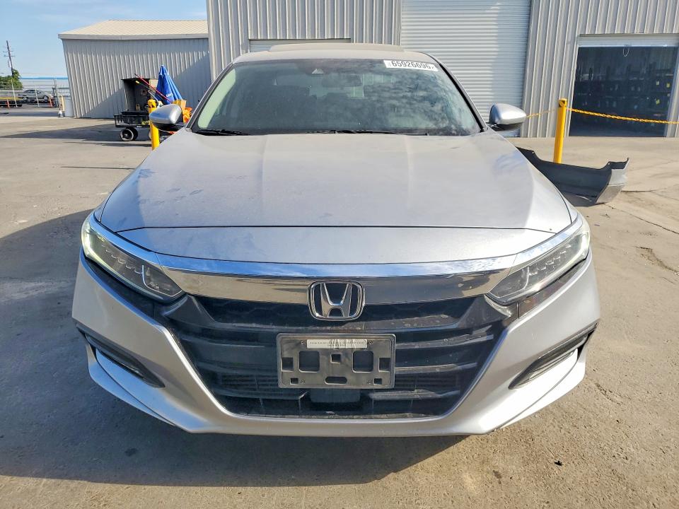 Продажа на аукционе авто 2018 Honda Accord, vin: 1HGCV1F46JA081419, номер лота: 65926696