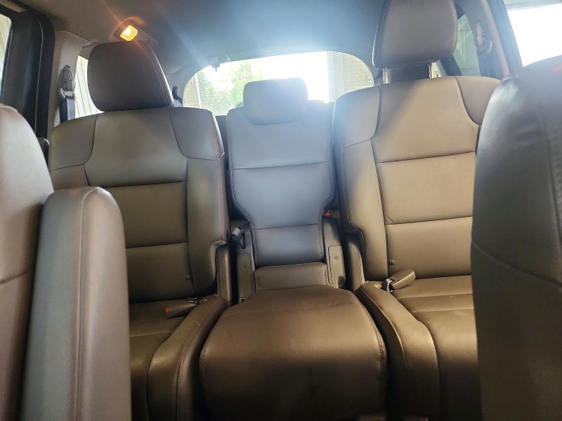 63904356 :رقم المزاد ، 5FNRL5H65EB026364 vin ، 2014 Honda Odyssey مزاد بيع