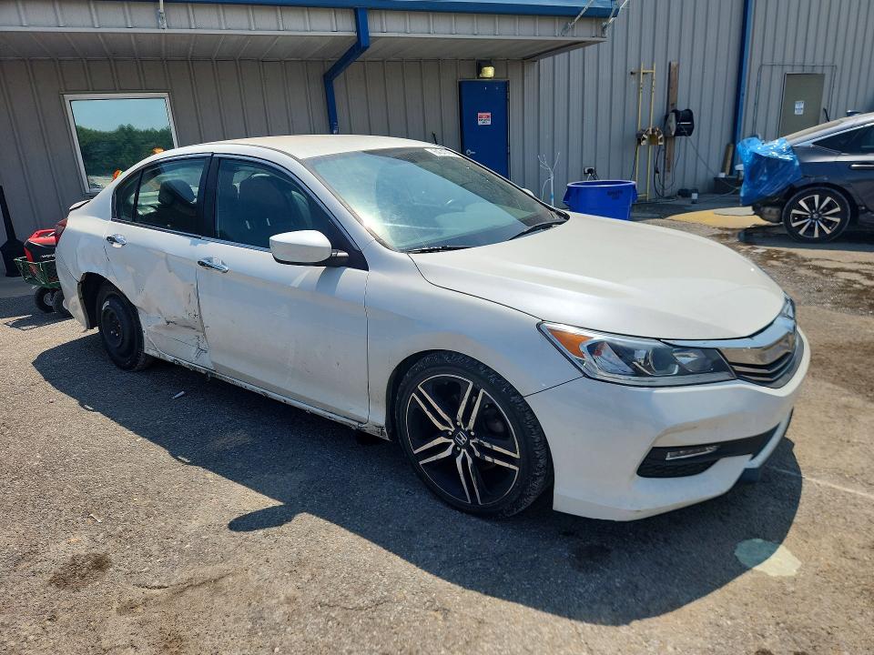 64047466 :رقم المزاد ، 1HGCR2F55GA180390 vin ، 2016 Honda Accord مزاد بيع