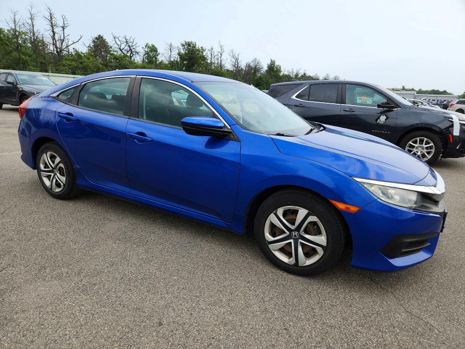 Продаж на аукціоні авто 2018 Honda Civic, vin: 2HGFC2F5XJH575883, номер лоту: 64364026