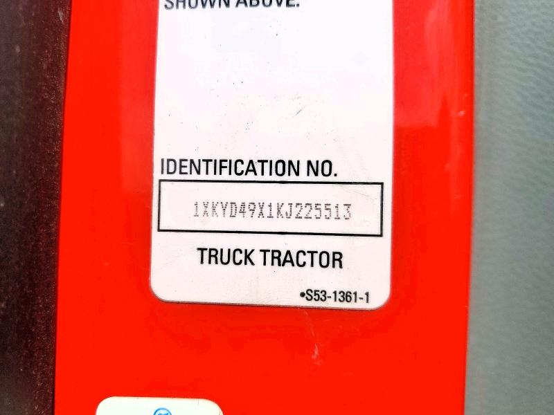 61597646 :رقم المزاد ، 1XKYD49X1KJ225513 vin ، 2019 Kenworth Construction مزاد بيع