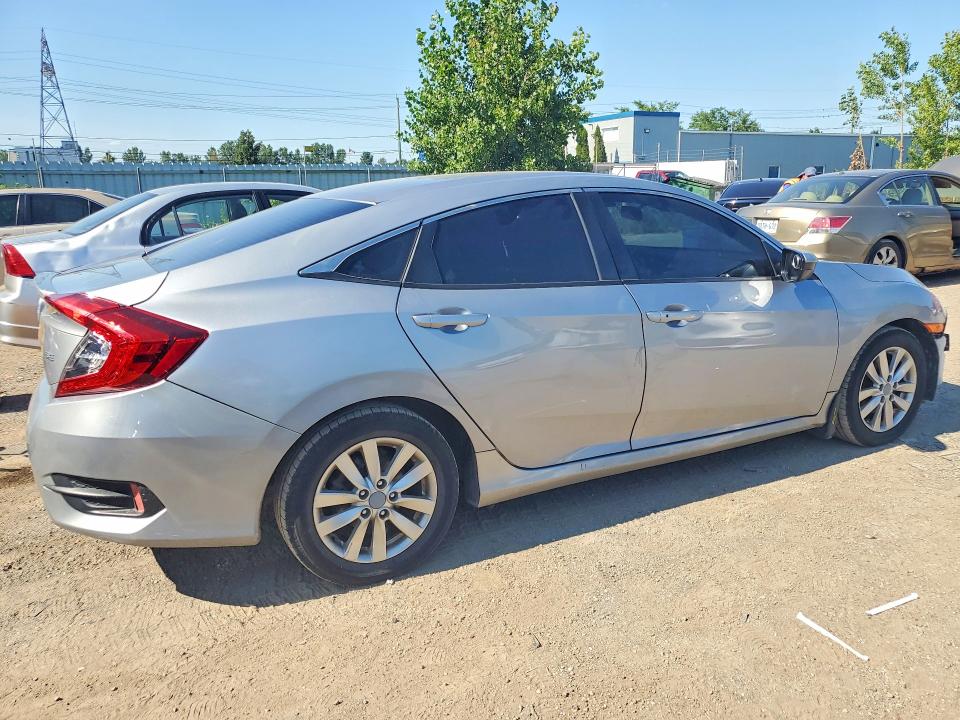 Aukcja sprzedaży 2018 Honda Civic, vin: 2HGFC2F66JH009048, numer aukcji: 63749256