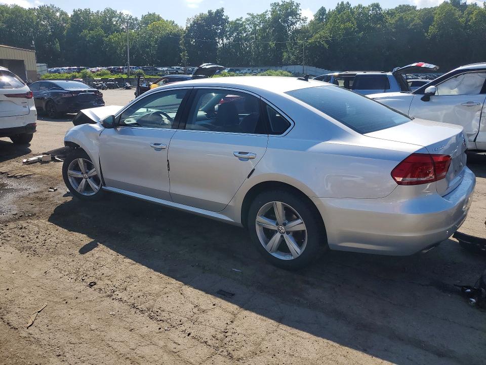 64067266 :رقم المزاد ، 1VWBP7A38CC090018 vin ، 2012 Volkswagen Passat مزاد بيع