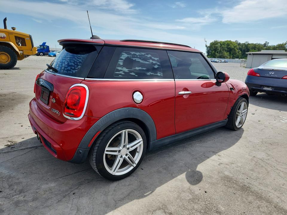 Продаж на аукціоні авто 2018 Mini Cooper, vin: WMWXP7C59J2A49178, номер лоту: 65615596