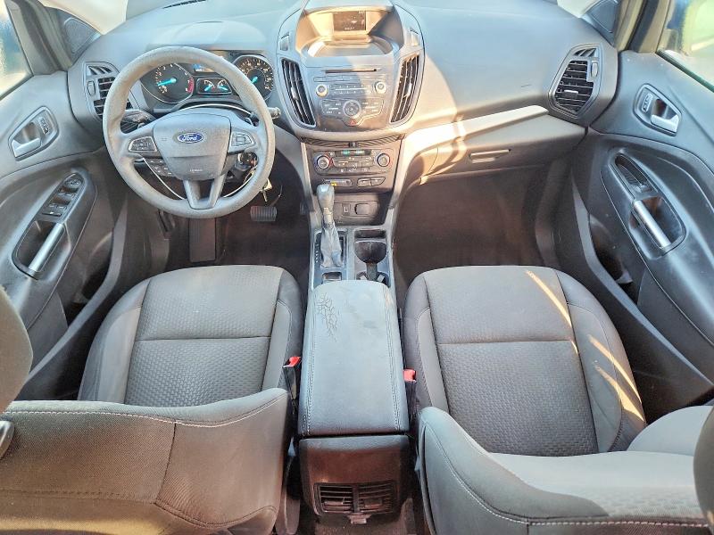 64548786 :رقم المزاد ، 1FMCU0GD4HUD24823 vin ، 2017 Ford Escape مزاد بيع