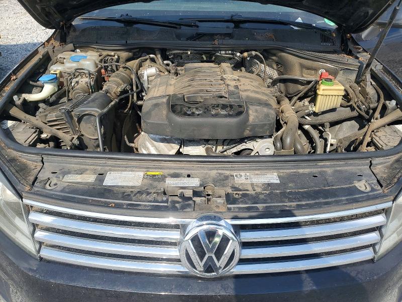 Продаж на аукціоні авто 2017 Volkswagen Touareg, vin: WVGGF7BPXHD003391, номер лоту: 63780586