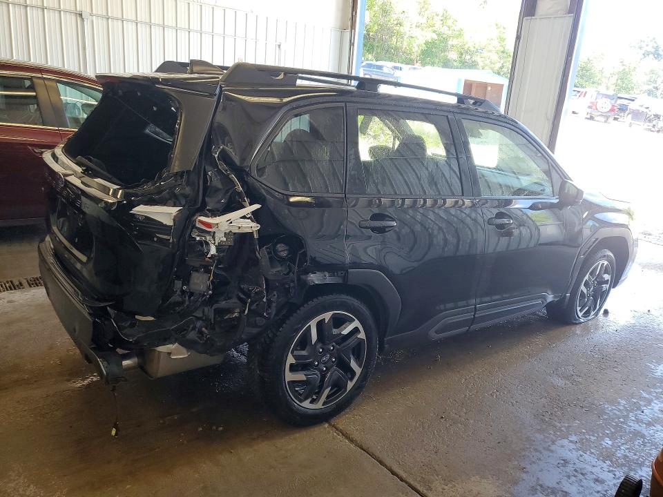 Продажа на аукционе авто 2025 Subaru Forester, vin: JF2SLDRC2SH422958, номер лота: 63730216