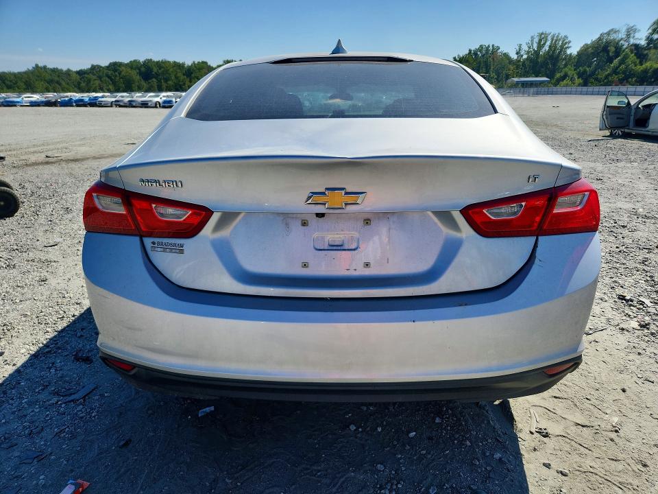 66597996 :رقم المزاد ، 1G1ZD5ST4JF187704 vin ، 2018 Chevrolet Malibu مزاد بيع