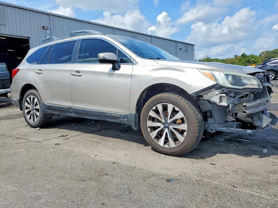 Продажа на аукционе авто 2015 Subaru Outback, vin: 4S4BSBNC4F3340174, номер лота: 63845776