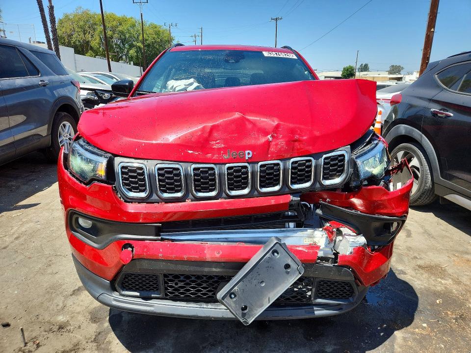 63876826 :رقم المزاد ، 3C4NJDBN7ST546867 vin ، 2025 Jeep Compass مزاد بيع