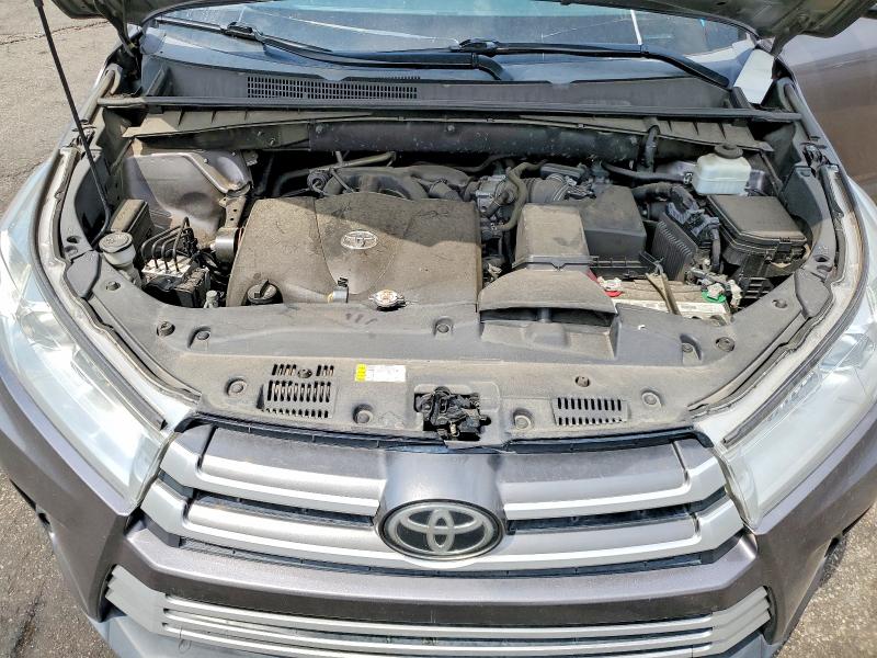 2019 Toyota Highlander მანქანა იყიდება აუქციონზე, vin: 5TDJZRFH1KS713176, აუქციონის ნომერი: 64258506