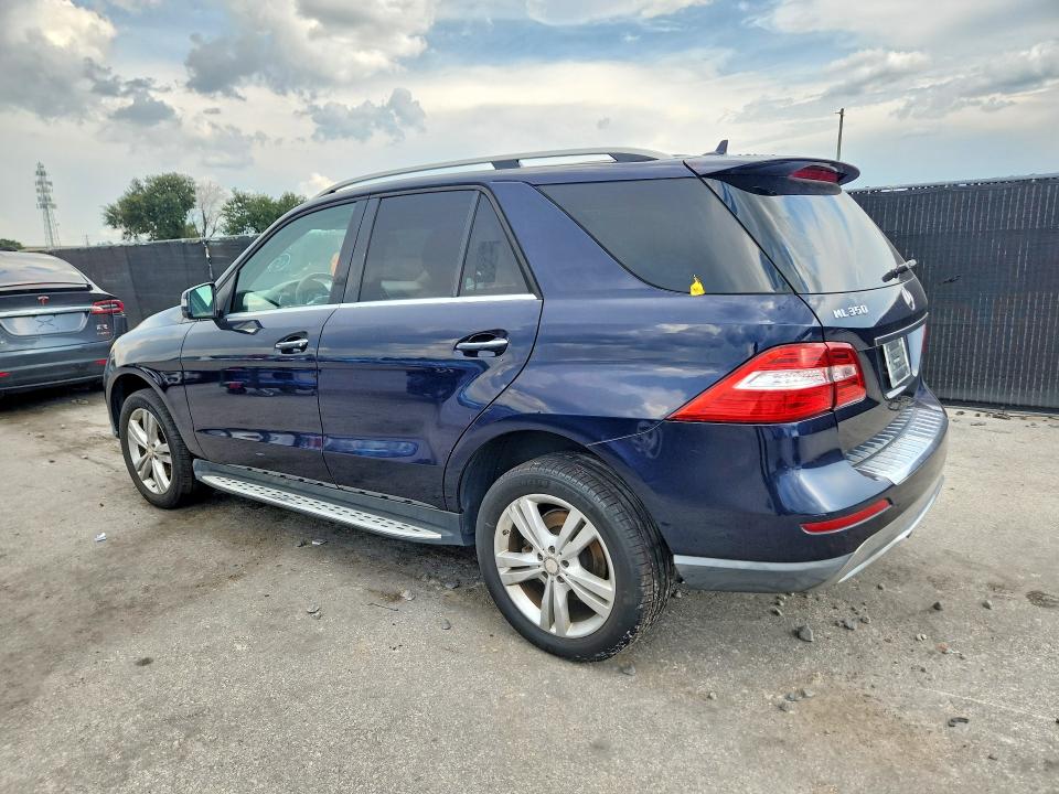 65582066 :رقم المزاد ، 4JGDA5JB8DA166788 vin ، 2013 Mercedes-benz Ml مزاد بيع