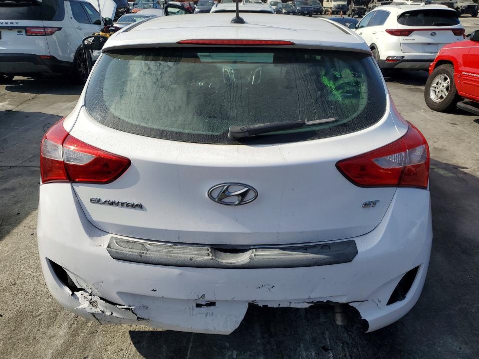 2016 Hyundai Elantra Gt მანქანა იყიდება აუქციონზე, vin: KMHD35LHXGU276644, აუქციონის ნომერი: 63774046