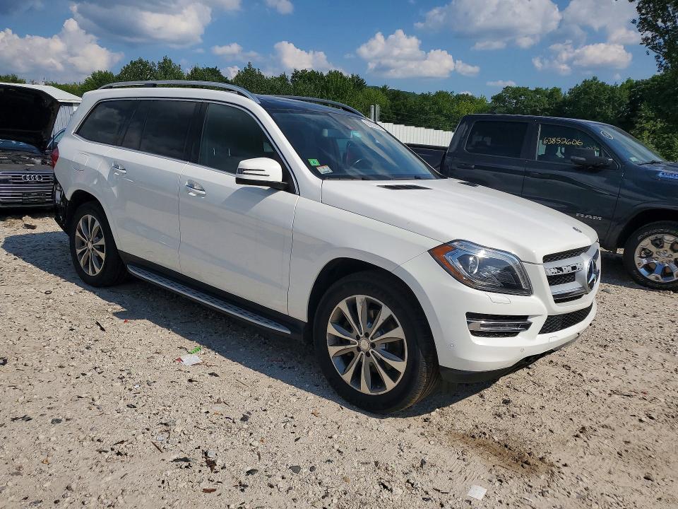 63652626 :رقم المزاد ، 4JGDF2EE8GA675272 vin ، 2016 Mercedes-benz Gl مزاد بيع